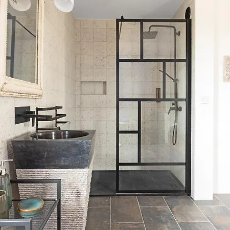 Apartment Premium Jacuzzi Terrasse Climatisation Frouzins