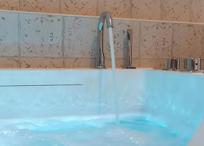 Premium Jacuzzi Terrasse Climatisation